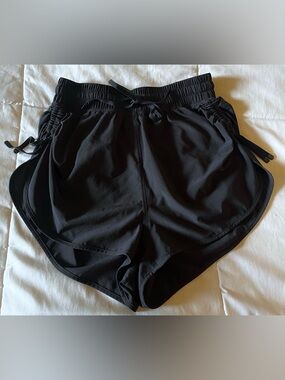 Lululemon Black Side Cinch High Rise Lined Shorts Womens size XXS